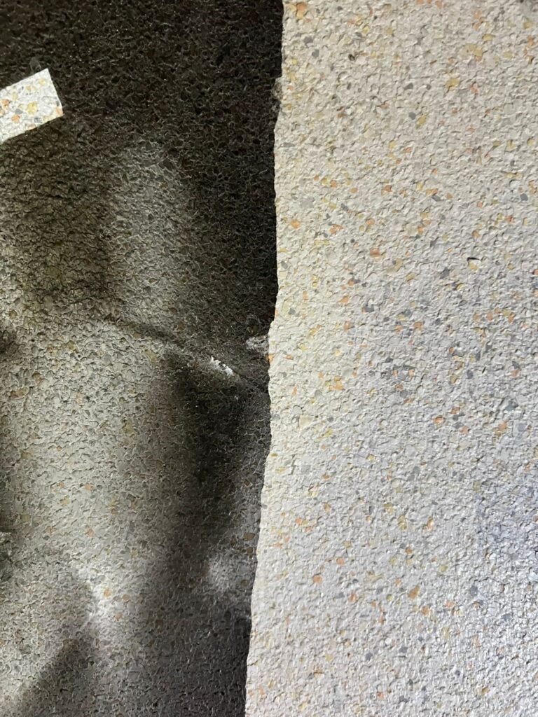 Ruß entfernen 14 Schonende Rußentfernung von einer Flockbeschichtung mittels Laser: Effektive Brandschadensanierung ohne chemische Reinigungsmittel